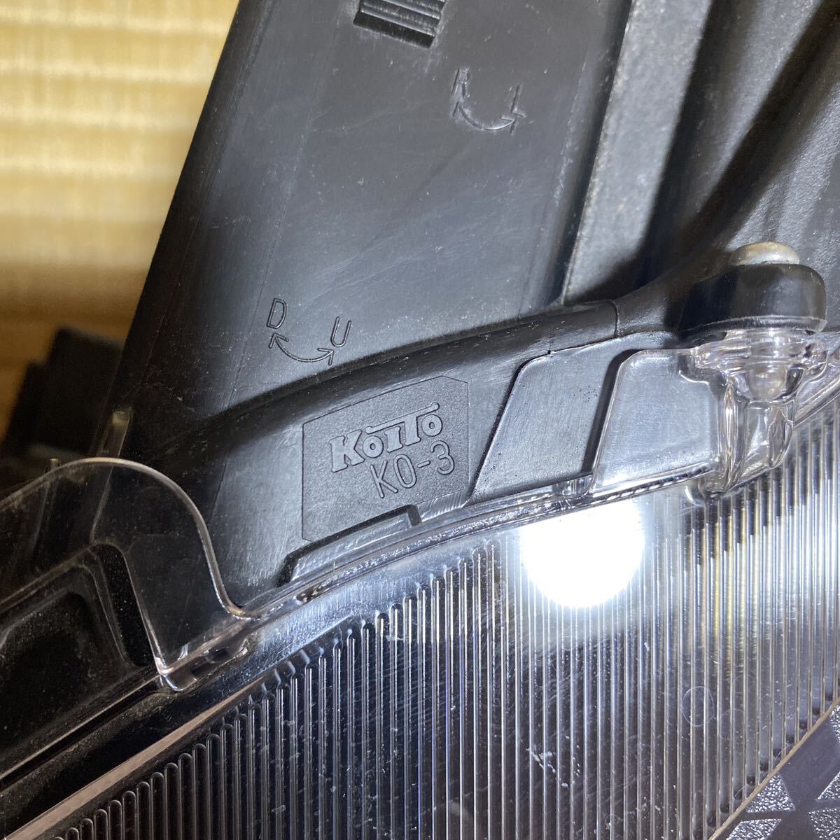 トヨタ ヤリス MXPH10 左ヘッドライト ユニット 81150-K0031 Koito K0-3_10