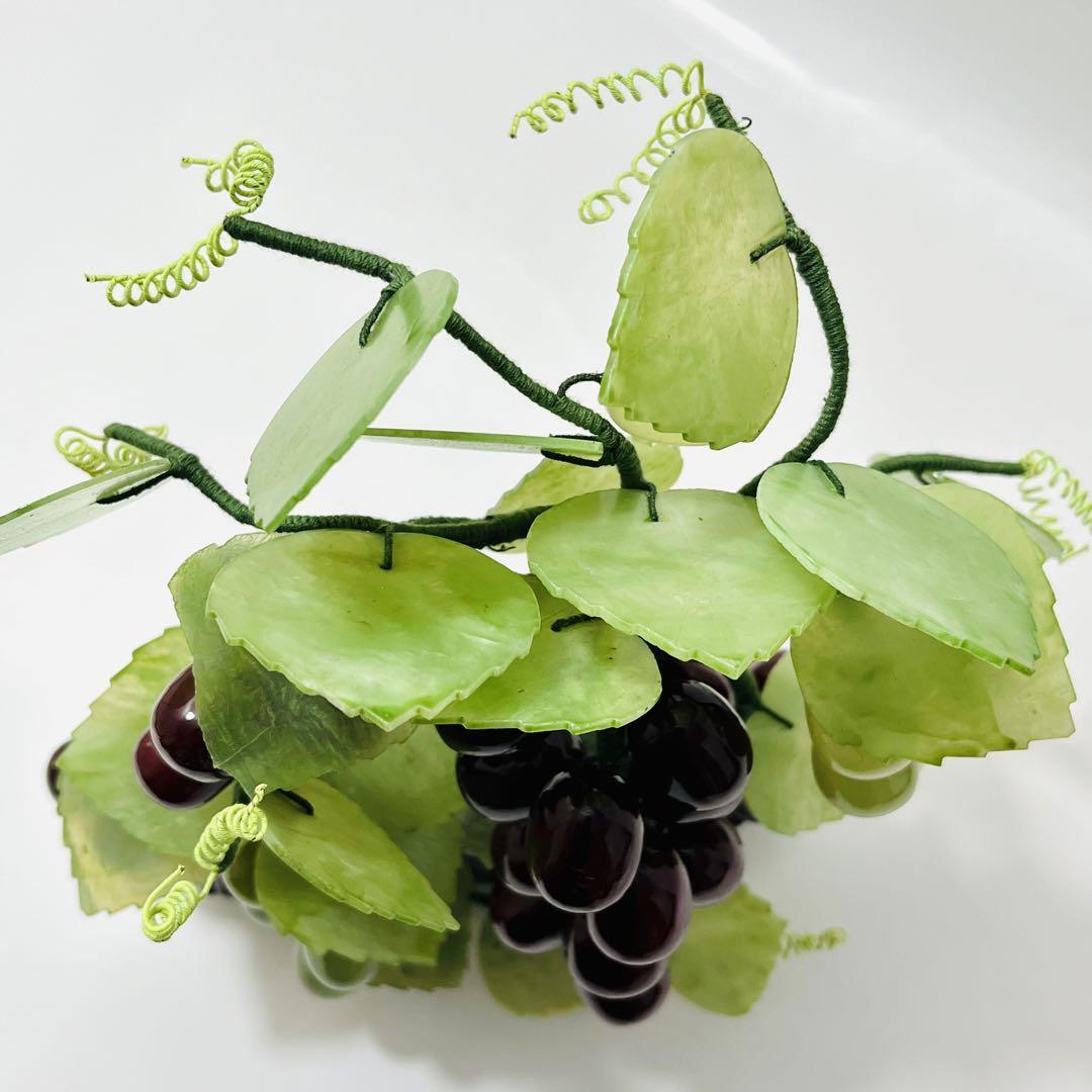 希少品】中国美術 翡翠 天然玉石 葡萄台付置物高 飾物 縁起物 細密細工