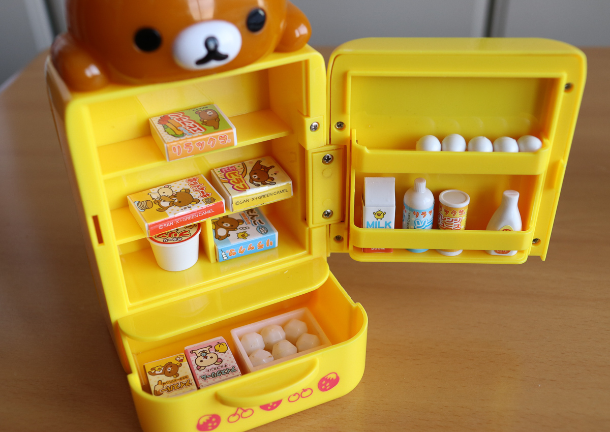 リラックマ冷蔵庫　＆ガムボールマシン_2