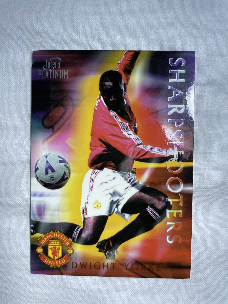 futera PLATINUM 1999 MANCHESTER UNITED OFFICIAL SHARPSHOOTERS DWIGHT YORKE 22CARAT GOLD authentic of250 ドワイト ヨーク250枚限定_1