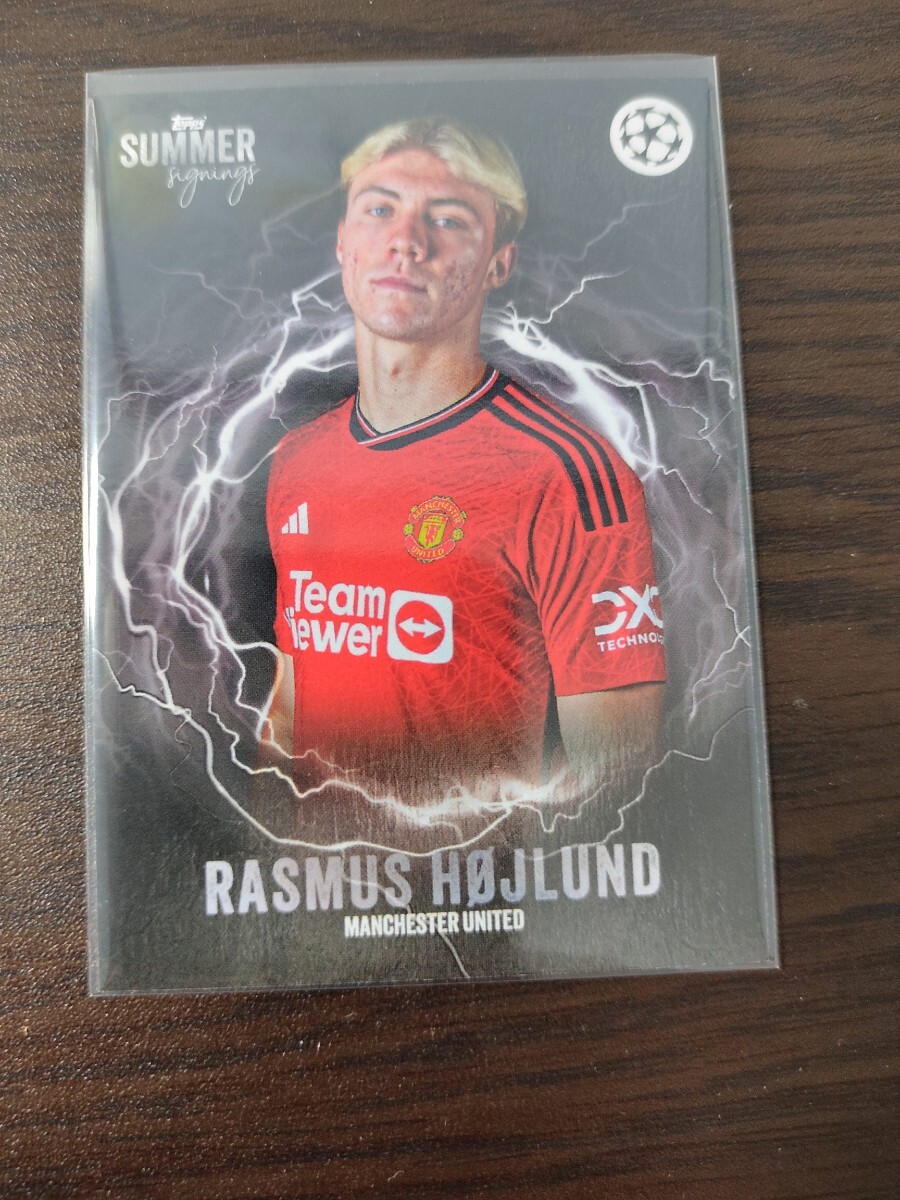 Carte à Collectionner Topps UEFA 2024-25 - Rasmus Hojlund Manchester United Rouge /8