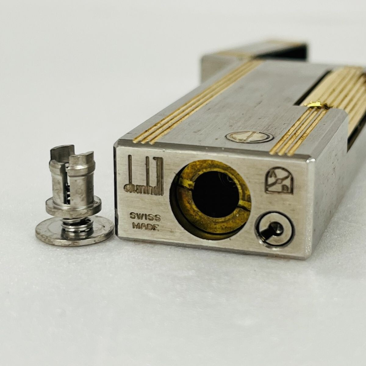 Y056-SB2-1506 ▲ dunhill ダンヒル ローラー式 ガスライター ケース付き ｄロゴ シルバー×ゴールド シンプル 喫煙グッズ 喫煙具 ライター_5