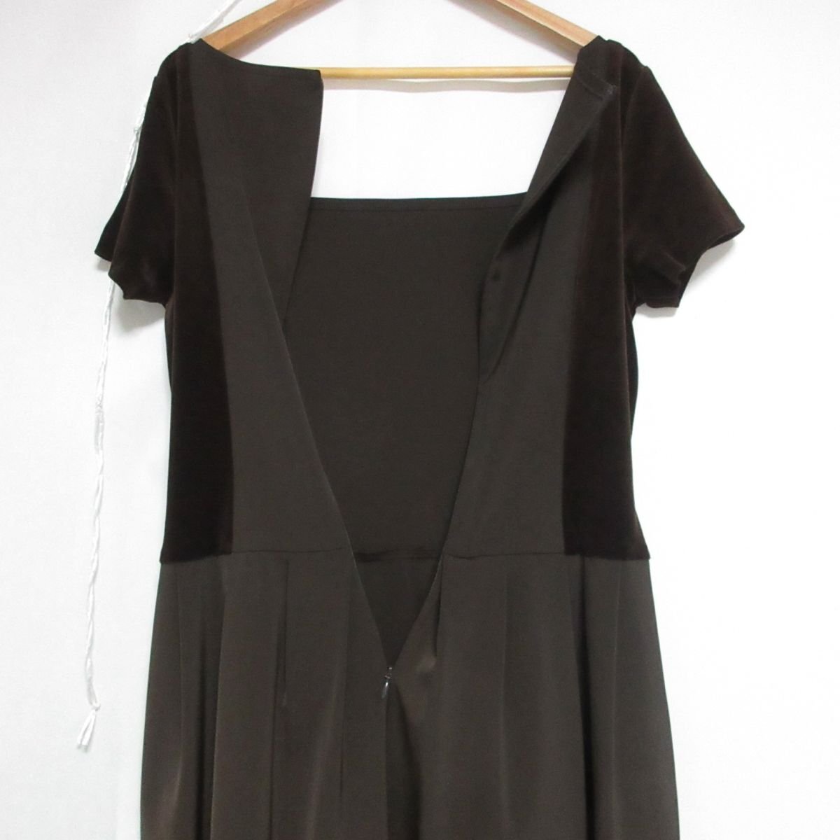 ☆フォクシーニューヨークベロア切替ワンピースブラウン希少42☆ FOXEY NEW YORK フォクシーニューヨーク ストレッチ スクエアネック