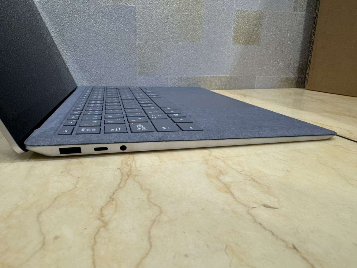 Windows 1867 Microsoft Surface Laptop3 1867 第10世代 Core i5 1035G7 メモリ8GB SSD256GB 13. ...