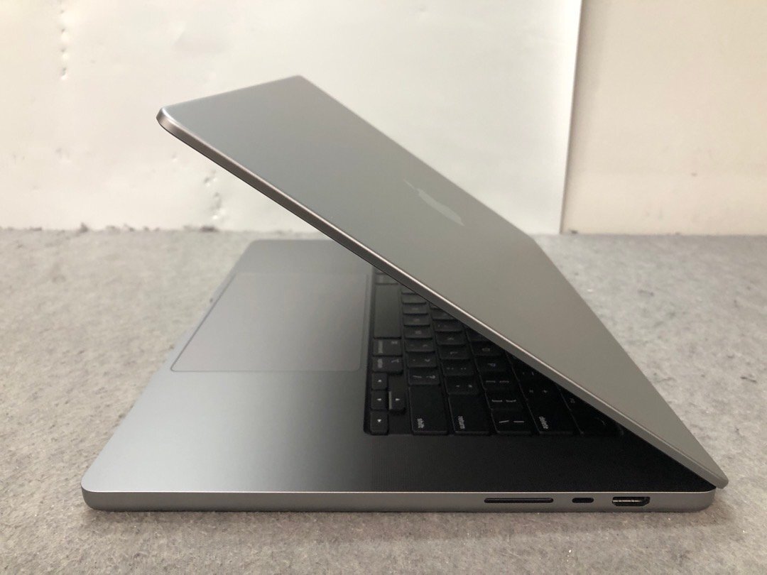 apple-macbook-pro-16inch-2021-a2485-cpu-apple-m1-max-64gb-ssd1tb