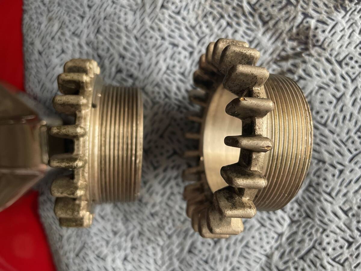 DUCATI MHR取外し部品　Ring nut　_3