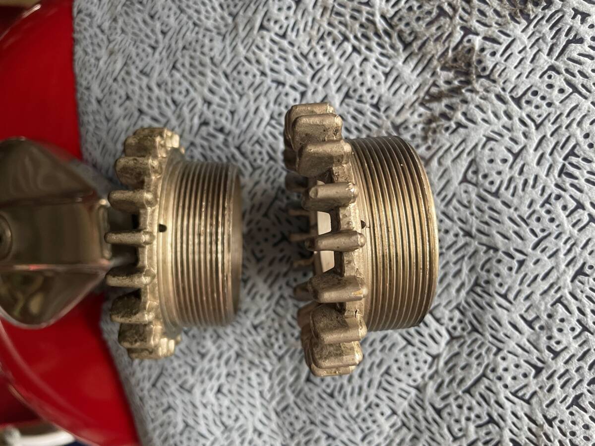 DUCATI MHR取外し部品　Ring nut　_4