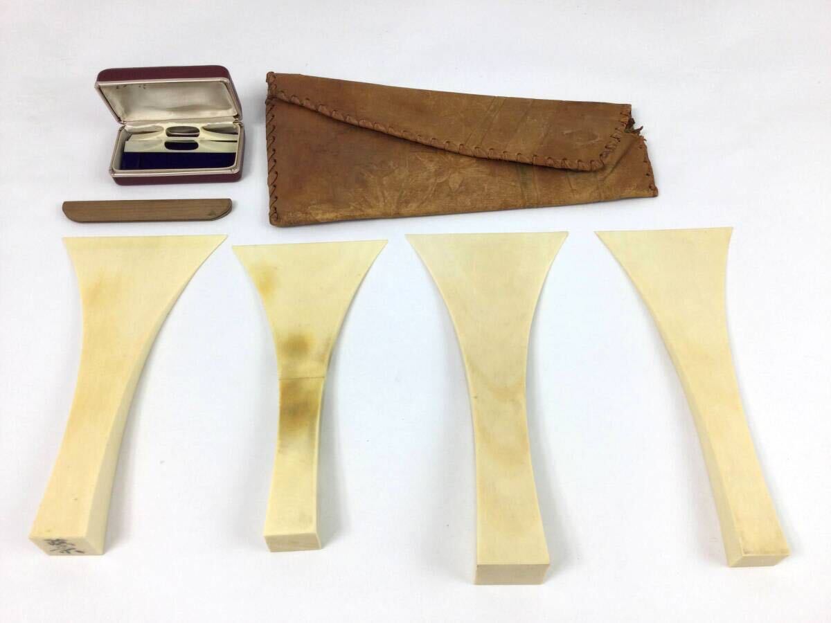 象牙風 三味線 撥 バチ おまとめ 4点 駒 こま 総重量約477g 弦楽器 和楽器 三味線道具 天然素材　o3261-b_1