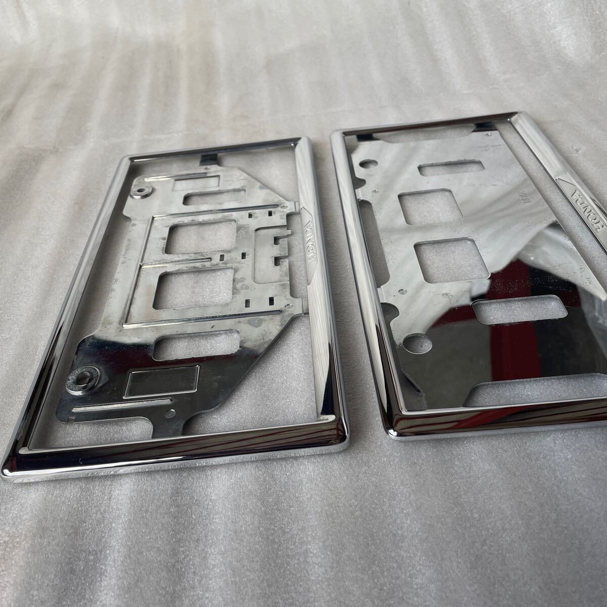 ホンダ純正 ナンバーフレーム メッキ フロント、リヤセット　中古品！_4