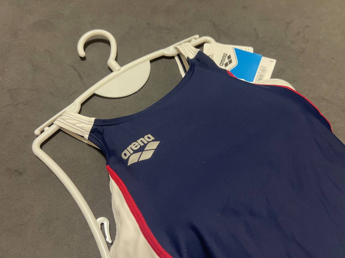 ☆未使用 アリーナ 女子 競泳水着 ORIAN1103W サイズO XL arena nux-D