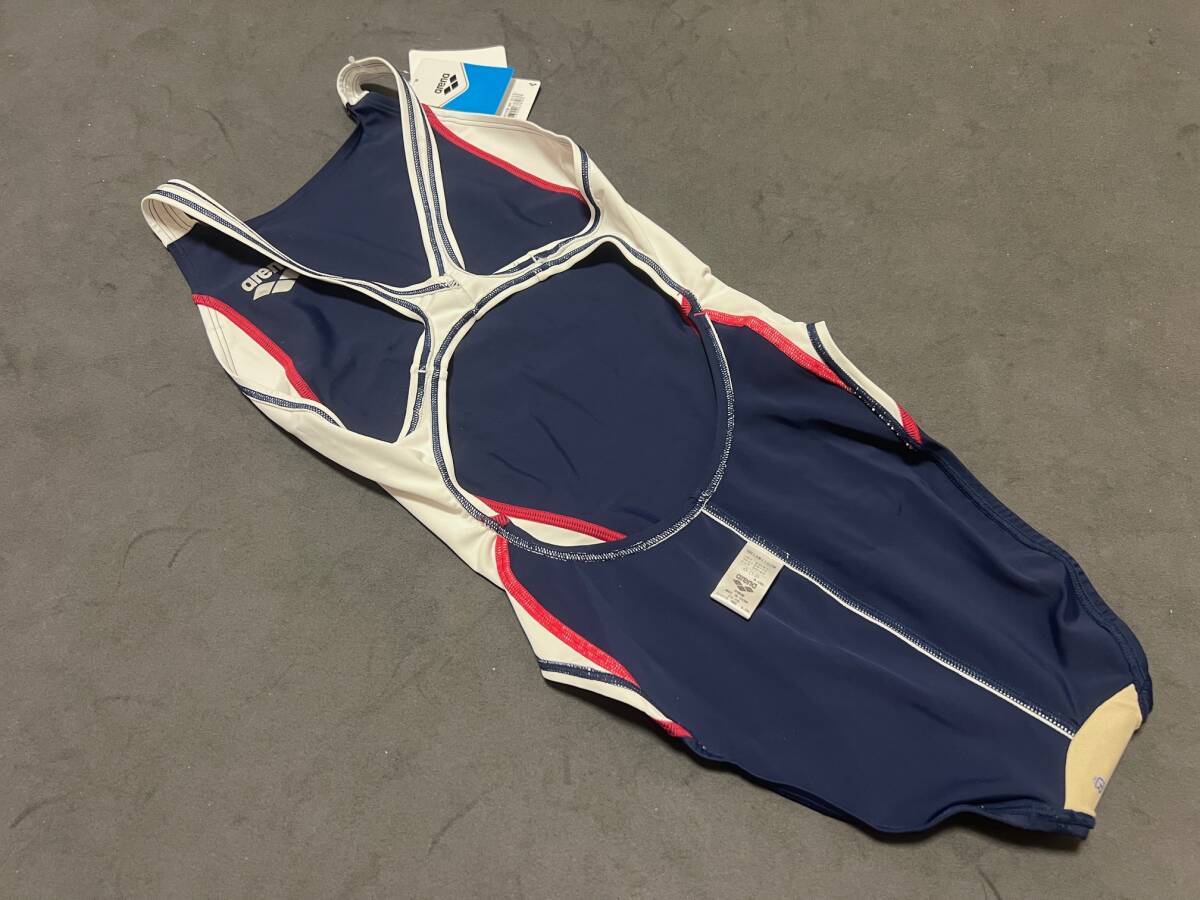 ☆未使用 アリーナ 女子 競泳水着 ORIAN1103W サイズO XL arena nux-D