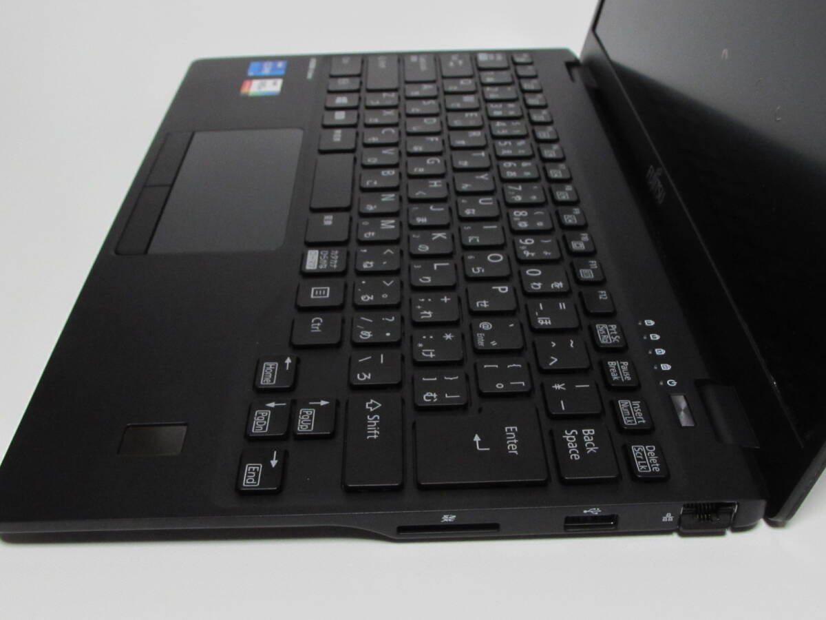 ジャンク FUJITSU LIFEBOOK U9311 /F 第11世代 Core i5- 1135G7 4.20