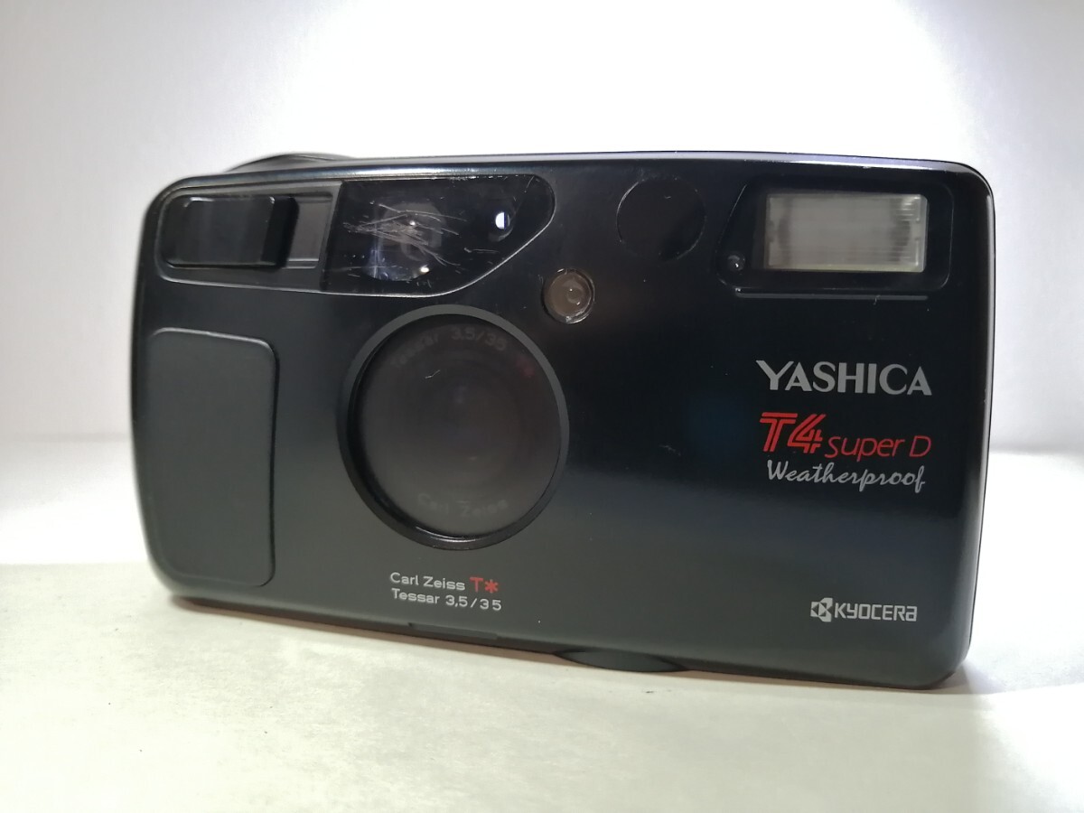 【希少・実用品】YASHICA T4 super D Weatherproof Carl Zeiss T* Tessar 3.5/35_1