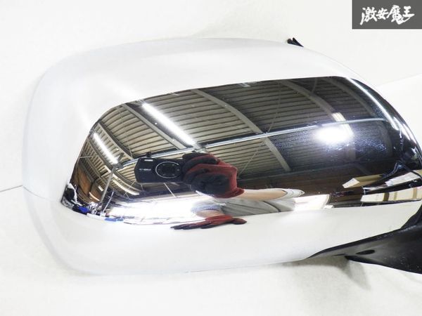 動作確認済み！！ トヨタ 純正 200 200系 ハイエース ドアミラー サイドミラー 右 右側 運転席 メッキ 5Ｐ 電動格納 即納 棚27L 電動 メッキ 200系 素地ミラー&frasl;左 素地ミラー&frasl;左&frasl;助手席&frasl;1型2型3型&frasl;5ピン&frasl;◆◆ ～1型から