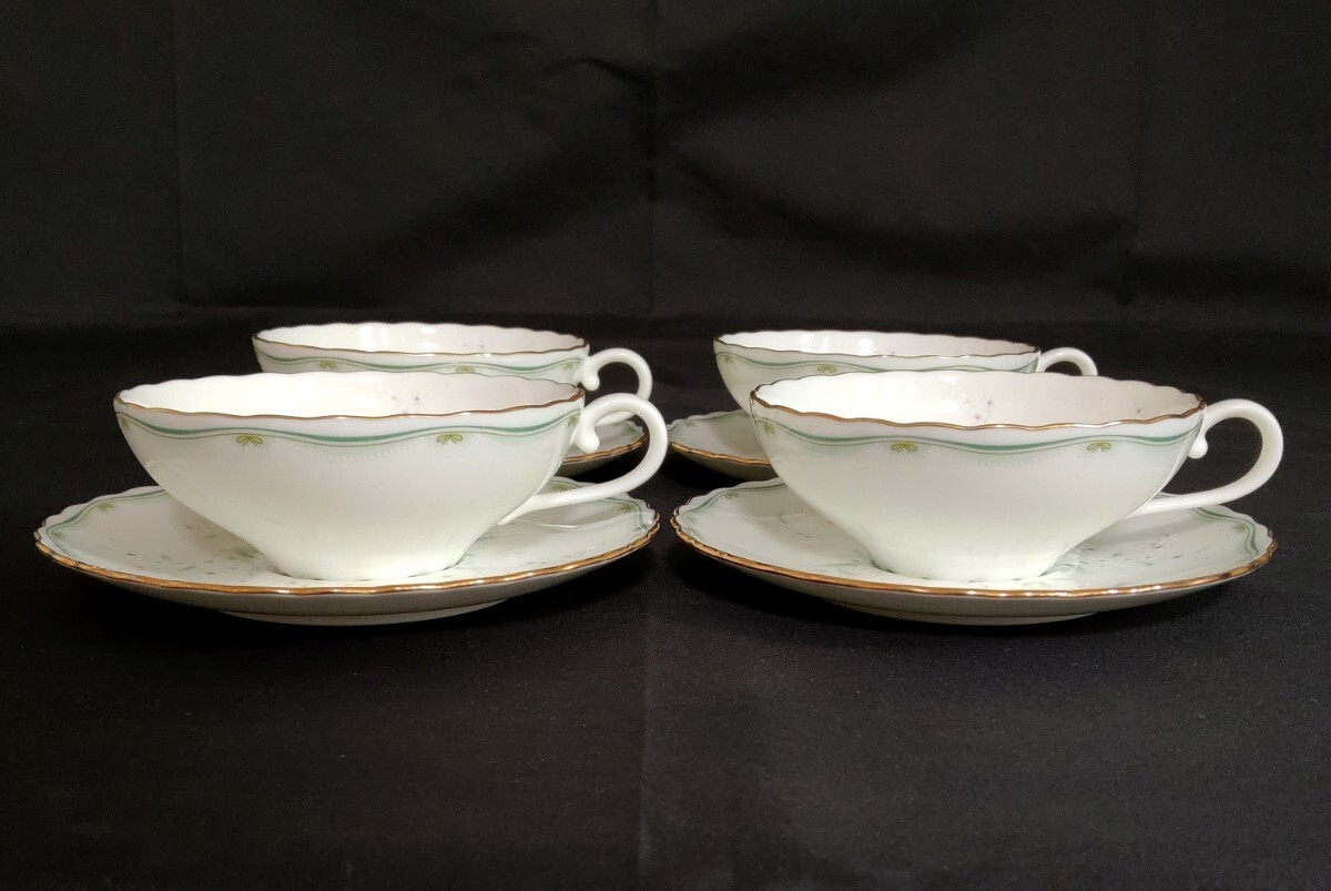 Noritake ノリタケ ティーカップ＆ソーサー 4客セット 白い小花 ブーケ