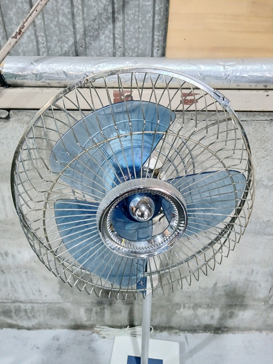 昭和レトロ 大型扇風機 日立 HITACHI 三段階調節 首振り 稼働品 動作