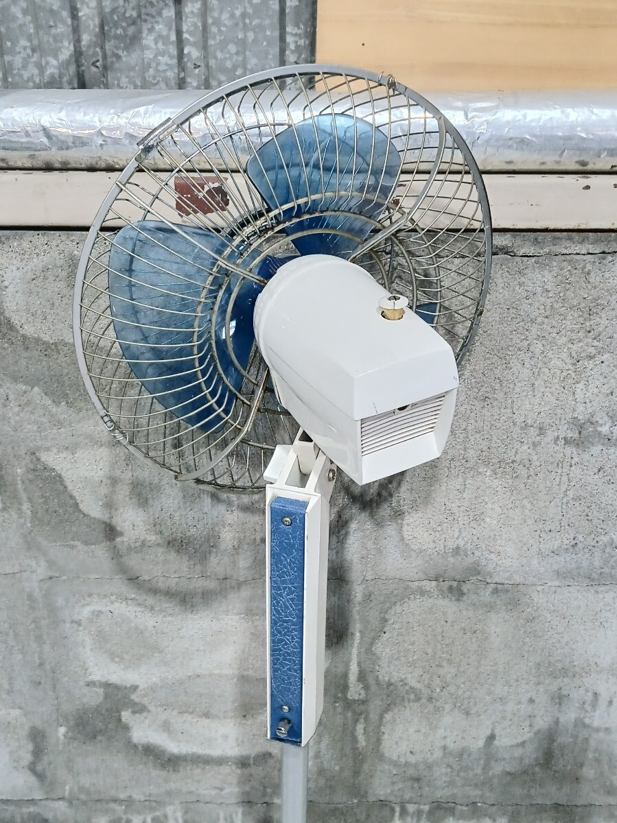 昭和レトロ 大型扇風機 日立 HITACHI 三段階調節 首振り 稼働品 動作