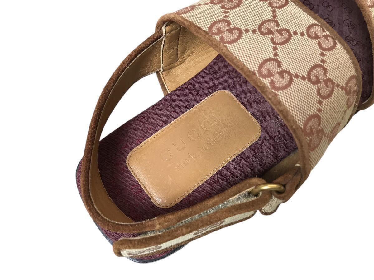 GUCCI シグネチャーキャンバス ミュール ベージュ GUCCI シグネチャー