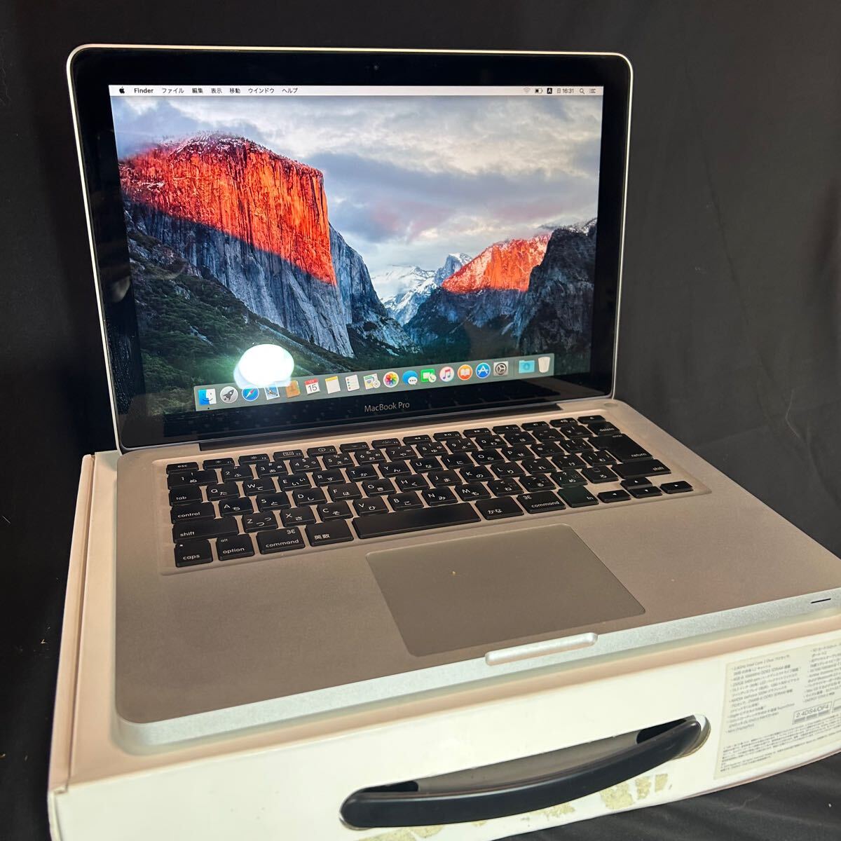液晶不具合 MacBook 12インチ 2017 US配列 8GB 元箱付き ノートPC 液晶不具合 MacBook 12インチ 2017 US配列 8GB 元箱付き