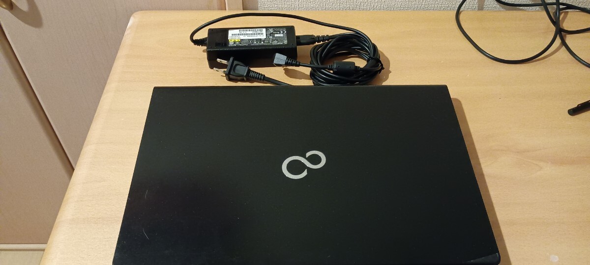 FUJITSU LIFEBOOK S935/K Core i5-5300U/6GB/SSD 256GB Windows11_6