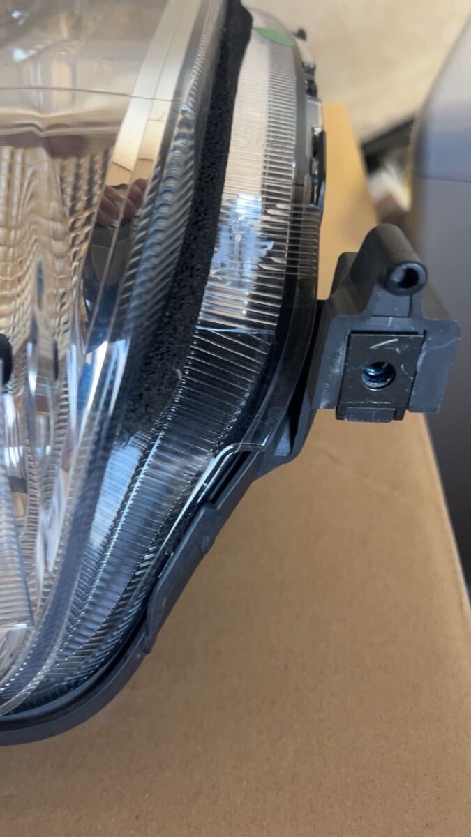 DA17W 右ヘッドライト_5
