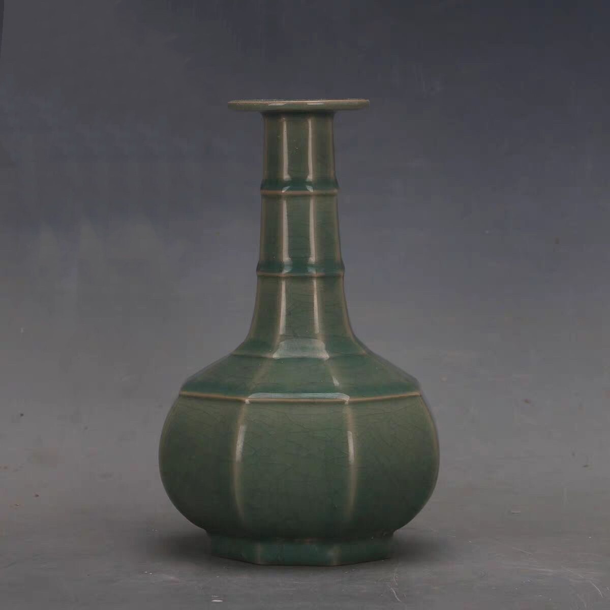 中国磁器 宋汝窯 清涼寺 青釉 氷割れ竹節瓶 高さ22.5cm