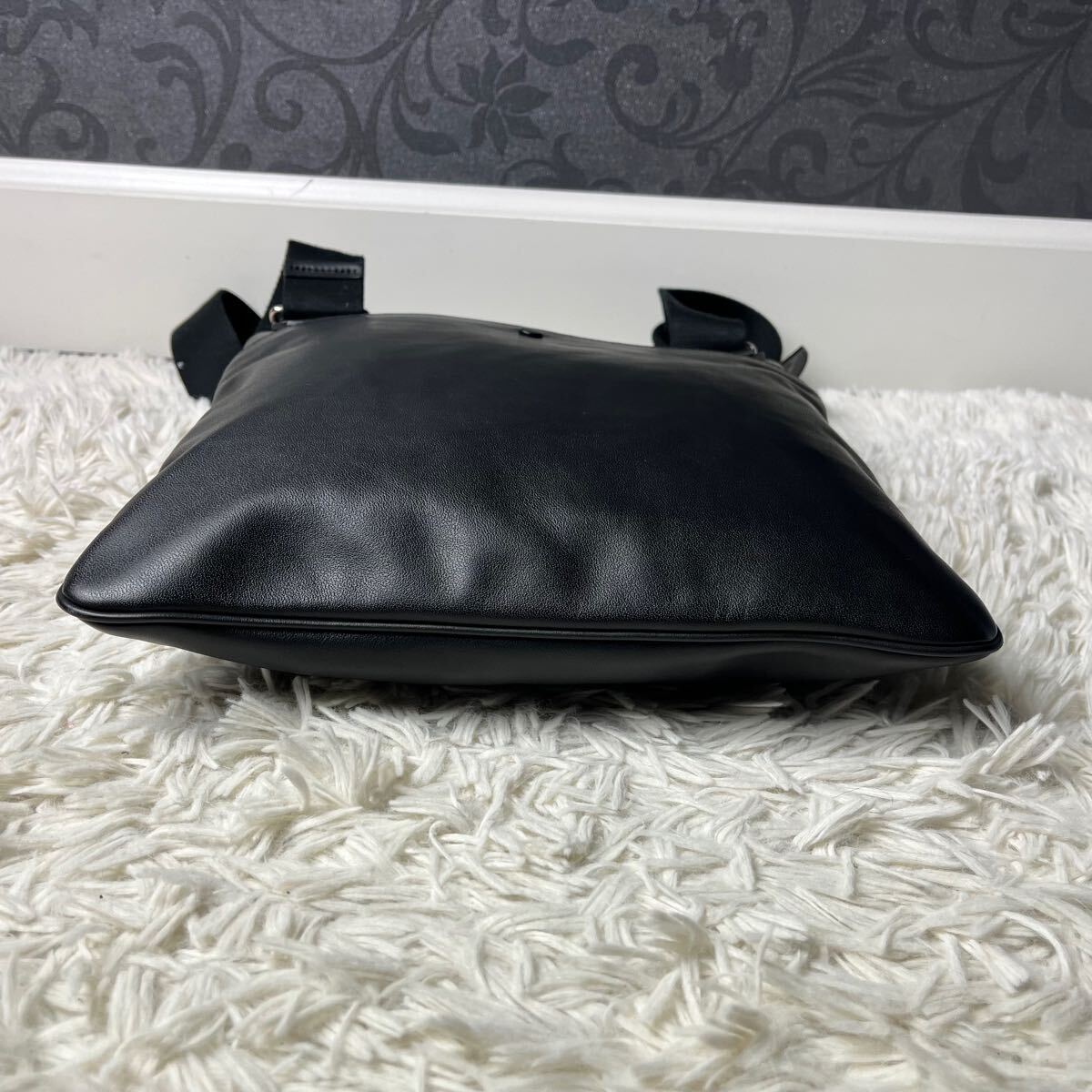 ダンヒル Dunhill ＊ダンヒル＊ハムステッドロゴ＊レザーショルダー
