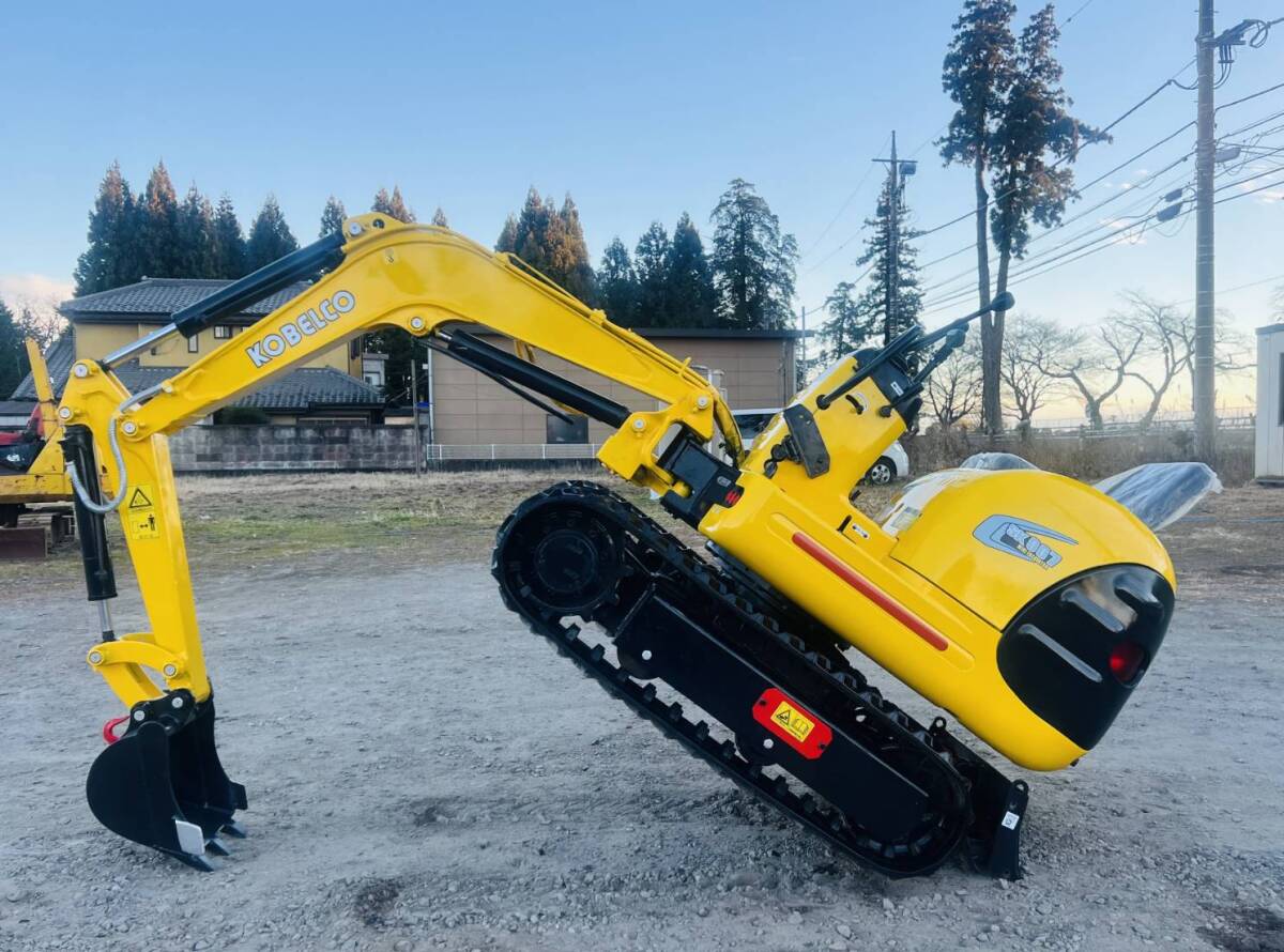 KOBELCO(コベルコ SK 007-3)ミニユンボ ○油圧ショベル○ 795 時間