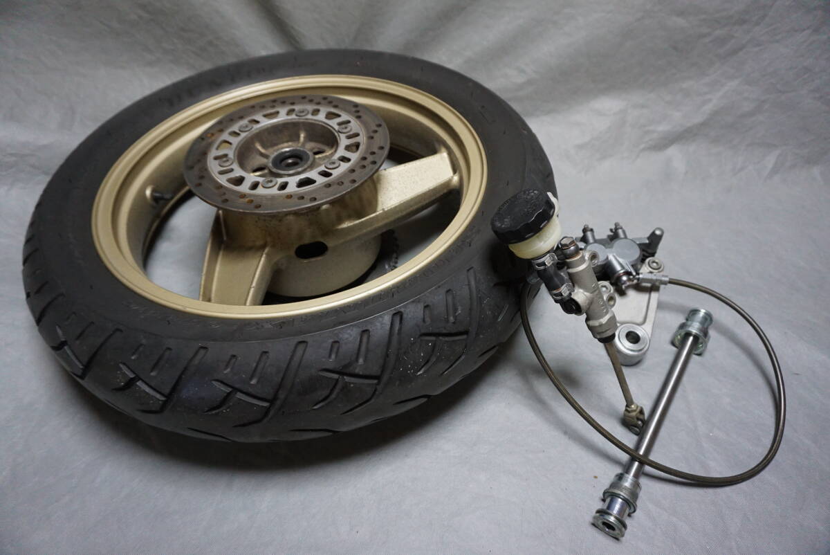 KAWASAKI GPZ750R/900R (A7~) 純正リアホイール（中古品） - Kawasaki