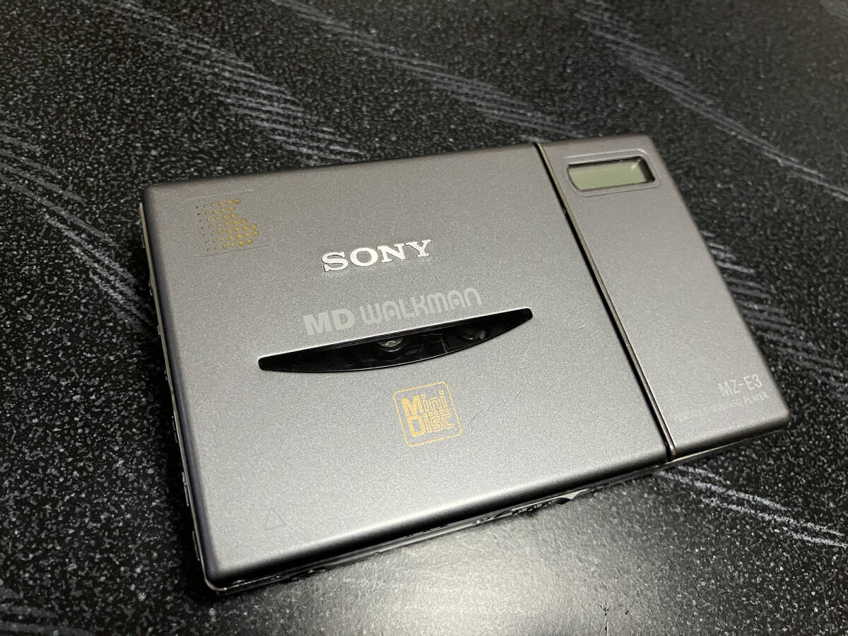 SONY MZ-RH1 Hi-MD 本体液晶不良 リモコン表示OK 再生可 SONY MZ-RH1 Hi-MD 本体液晶不良 リモコン表示OK 再生可 SONY MZ-RH1