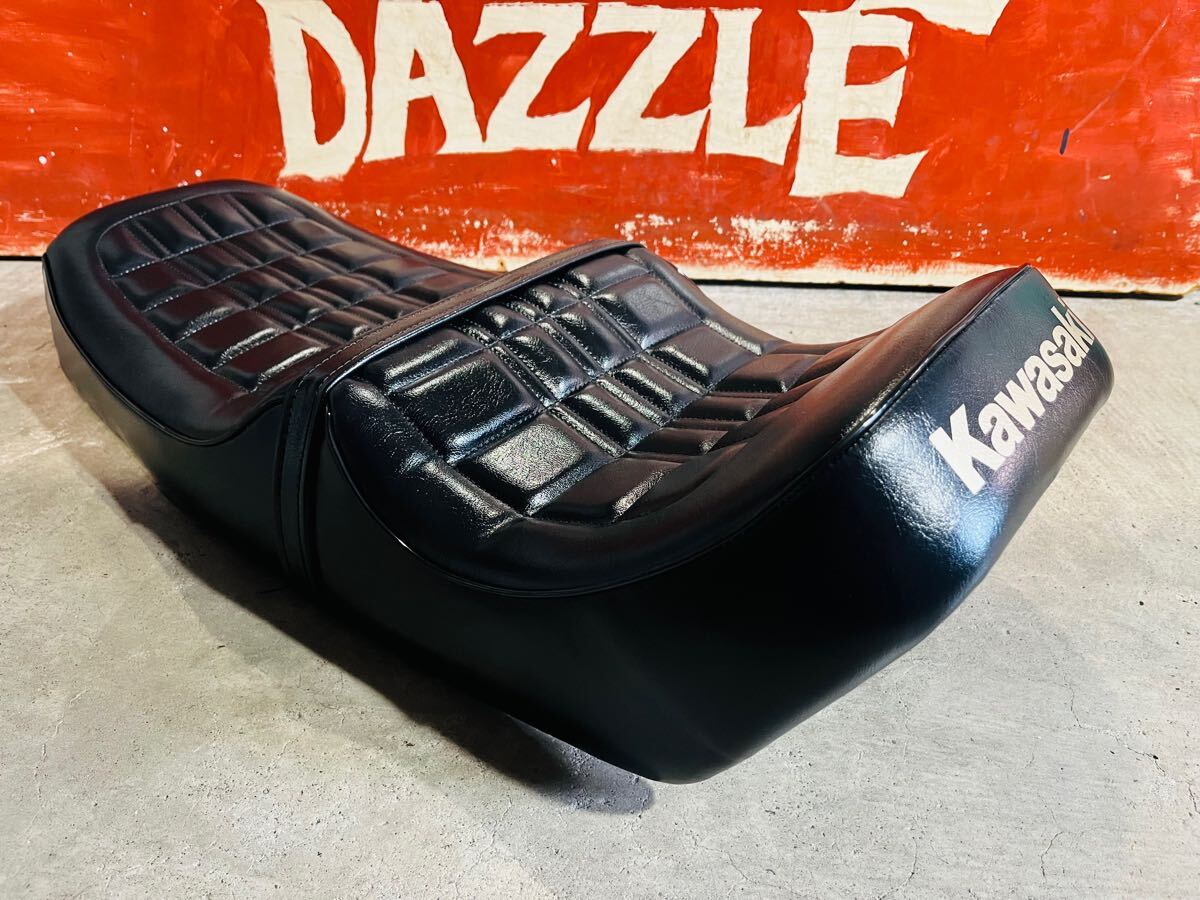 Z400FX初期型パターン黒艶ダブルアンコ抜きシートゲルザブ加工 Z400FX