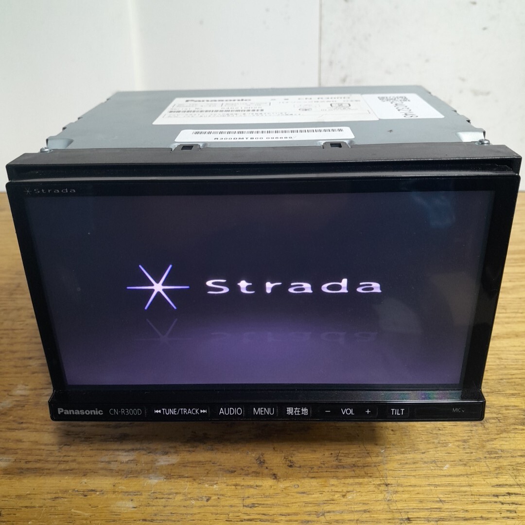 Panasonic Strada CN-R300WD 2016年地図 動作確認済 パナソニック