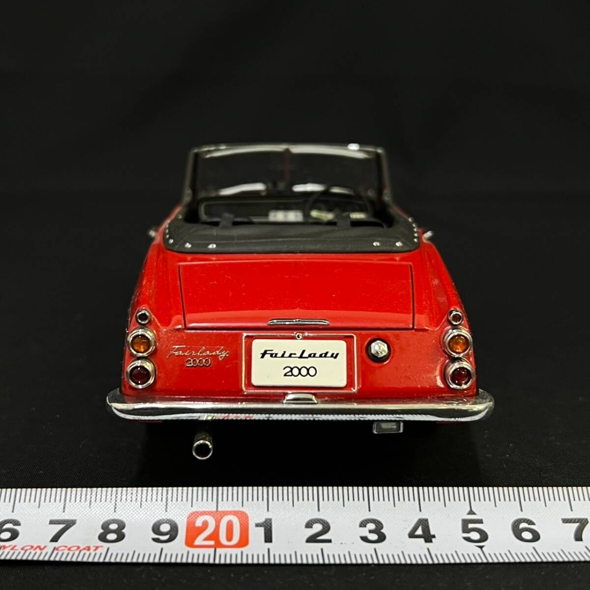 BAg169R 80 箱付き 1/18 AUTOart DATSUN FAIRLA オートアート