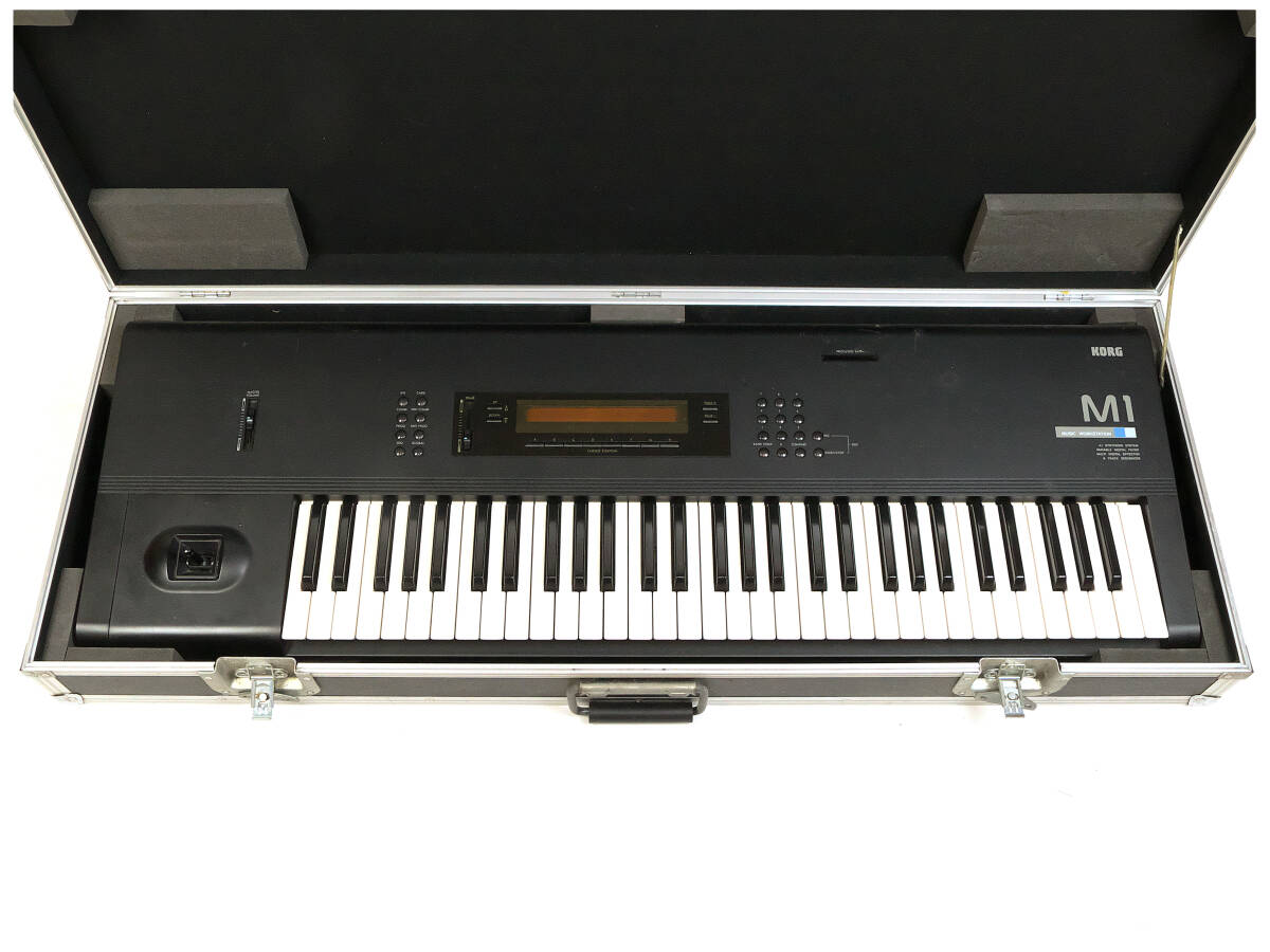 KORG コルグ M1 シンセサイザー ハードケース 電源ケーブル ジャンク 