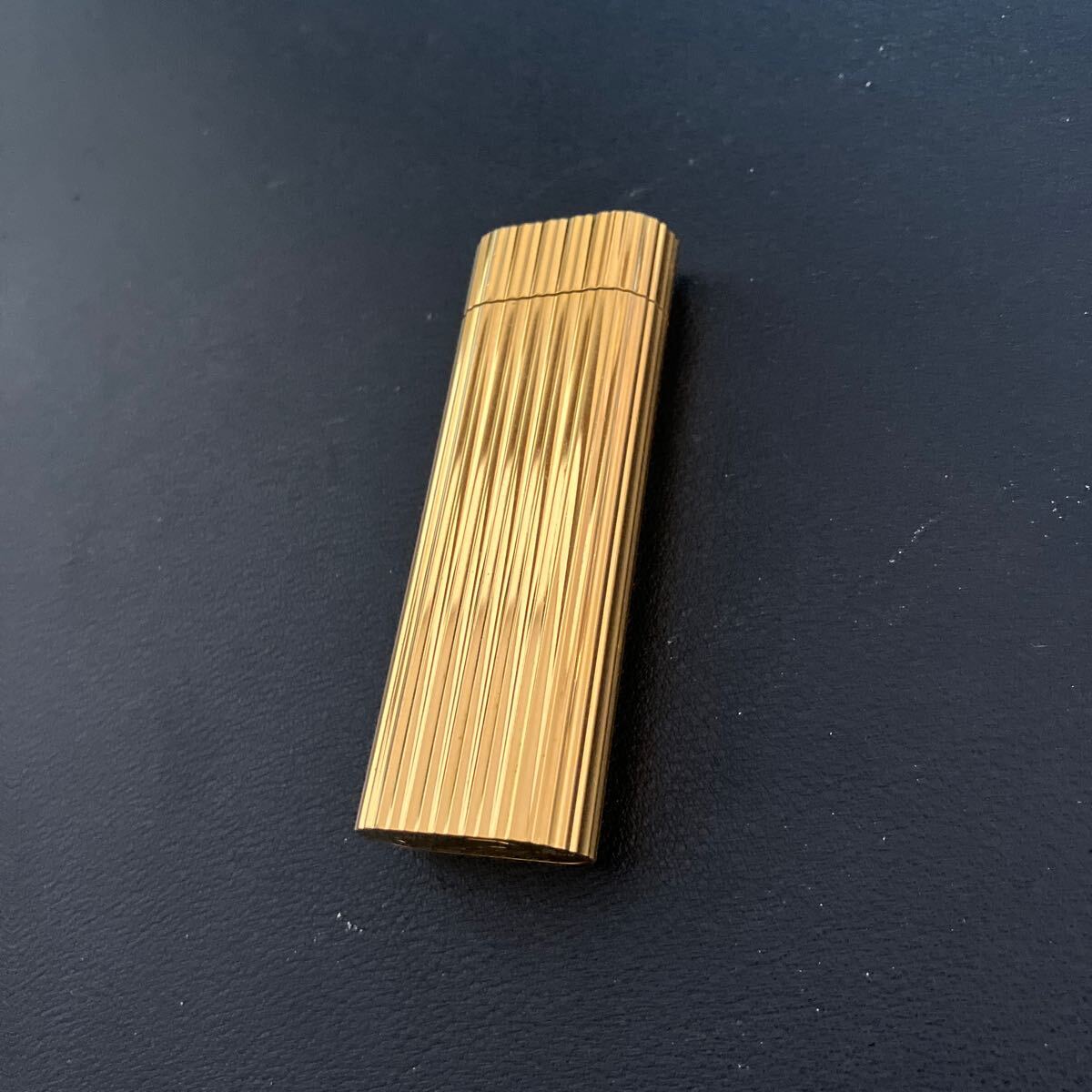 カルティエ ガスライター Cartier ゴールドカラー 8AA023 18876J 喫煙 