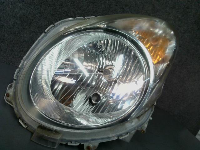 アルト DBA-HA35S 左ヘッドライト ヘッドランプ Z2S 35320-64L02