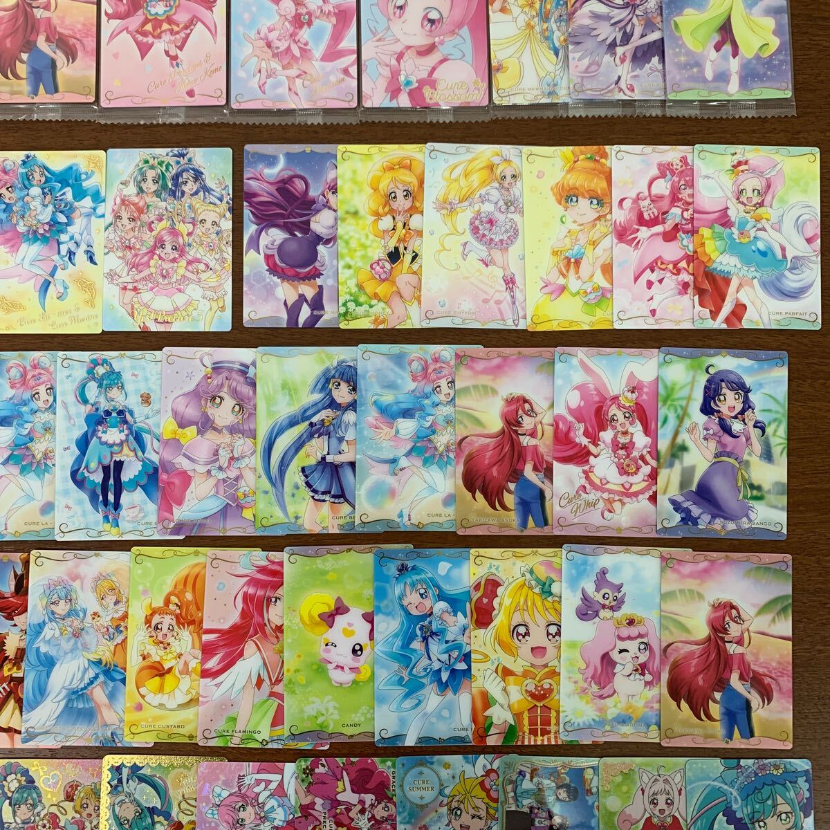 プリキュア カードグミ ウエハースカード 41枚｜Yahoo わんだふるぷりきゅあ！ | プリキュア シリーズ ウエハースカード カードグミ 色紙ART など 計120枚以上 グッズまとめ売り