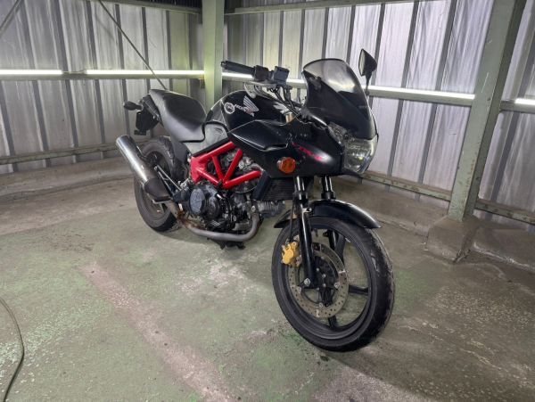 2025，新作 ホンダ VTR-F250F FI MC33 落札後の返品可 検 GSX XJR CB CBR ZRX ゼファー バリオス ホーネット ジェイド レブル PCX VFR RVF NSR VTR VT(126cc-250cc)｜売買されたオークション情報、yahooの商品情報をアーカイブ 126cc-250cc