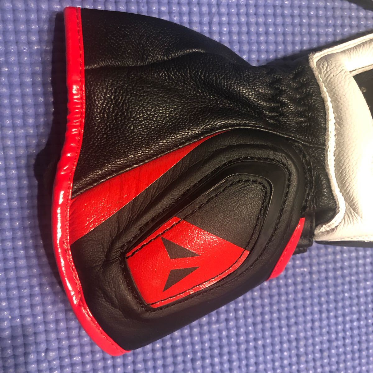 け*ん様 Dainese バイクグローブ sサイズ 青/赤/黒 楽天市場】DAINESE