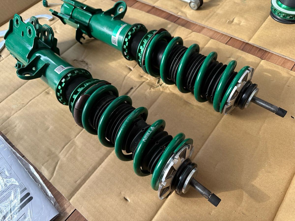 TEIN FLEX Z 車高調 サスペンションキット RN6 RN8 ストリーム TEIN FLEX Z 車高調 サスペンションキット RN6 RN8 ストリーム 【公式