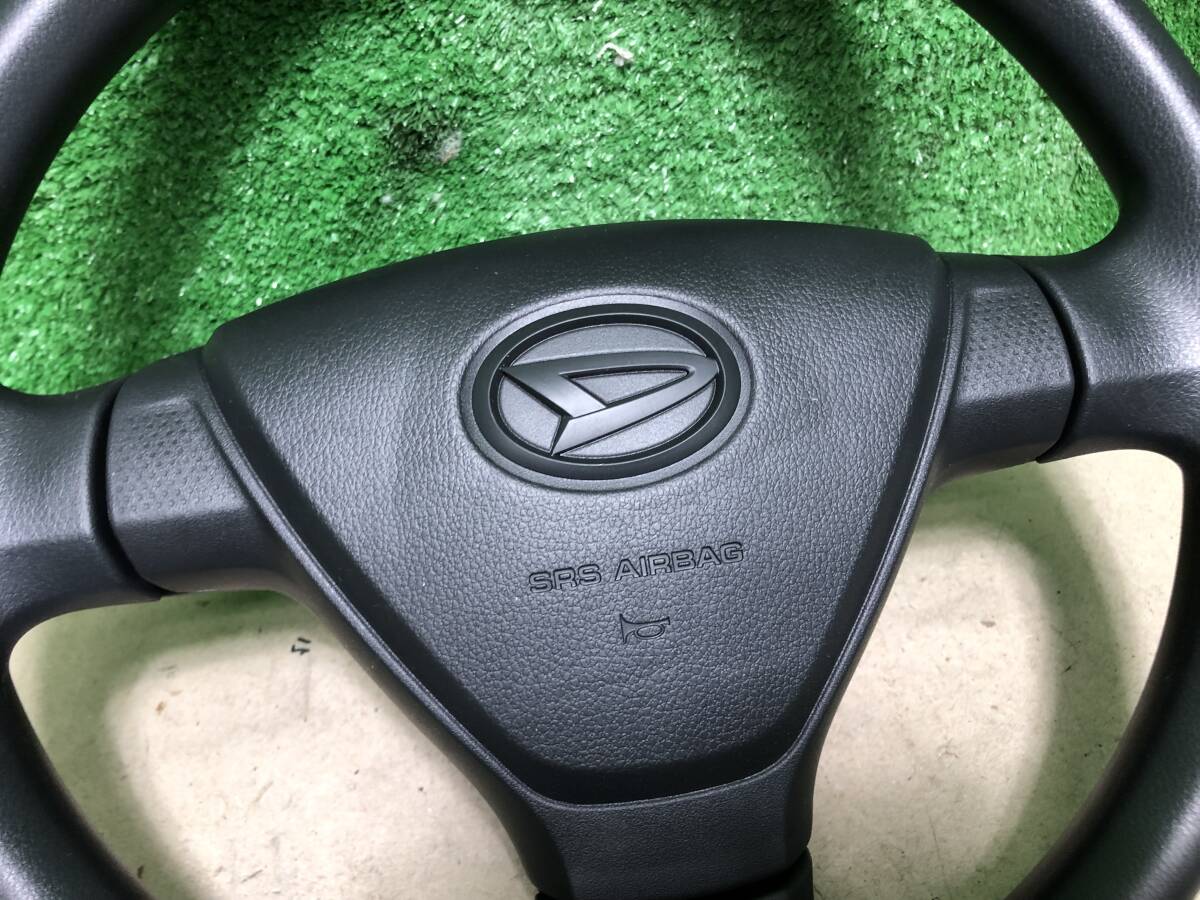 ダイハツ ミライース ミライース（LA350S） 平成29年 6.5万km ミライース(LA350S&frasl;LA360S型 美品　管1224-8　ダイハツ　ミライース　LA350S　LA360S　 純正　ステアリング　ハンドル　エアバック無し