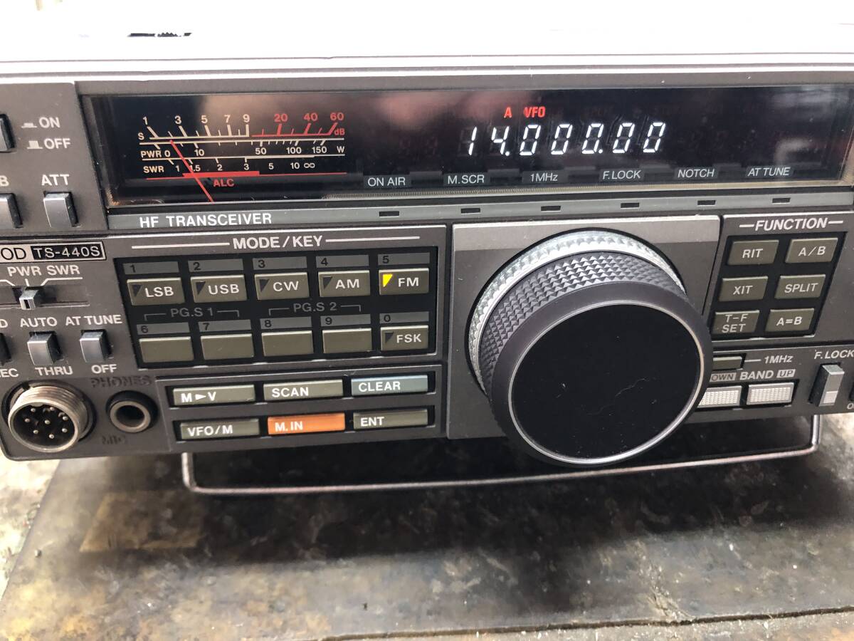 動作品・美品】KENWOOD TS-440S 100W 動作品・美品】KENWOOD TS-440S