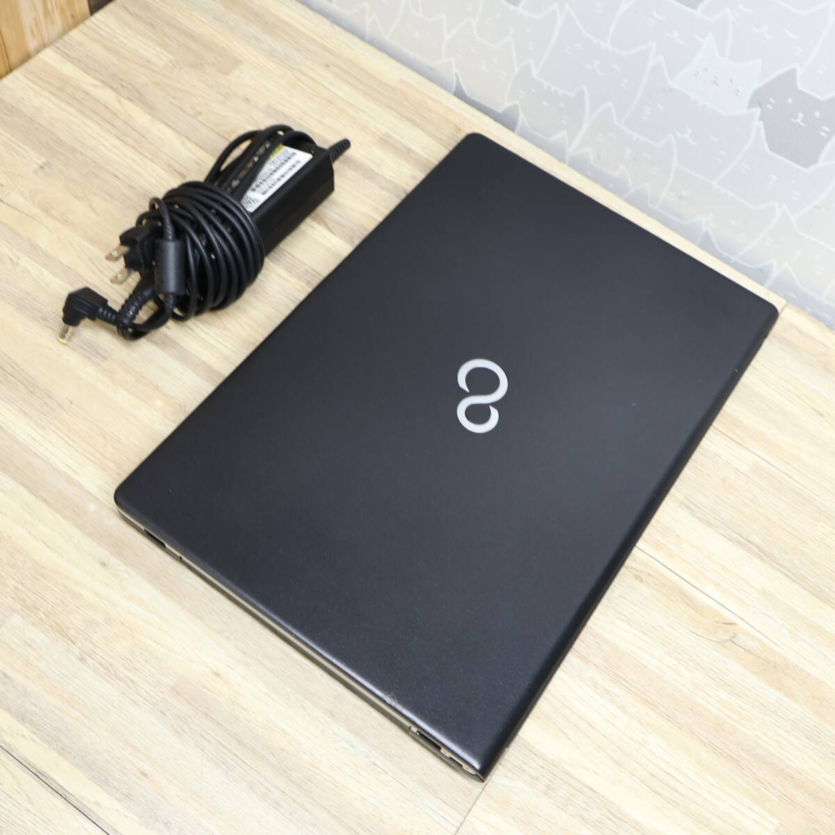 ☆美品 高性能8世代4コアi5！SSD256GB メモリ8GB☆S938/S Core i5