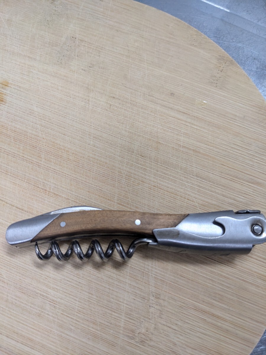 Laguiole ワインオープナー　ライヨール（未使用）詳細追加 LAGUIOLE ラギオール ワインオープナー未使用 新品未使用 【公式通販】