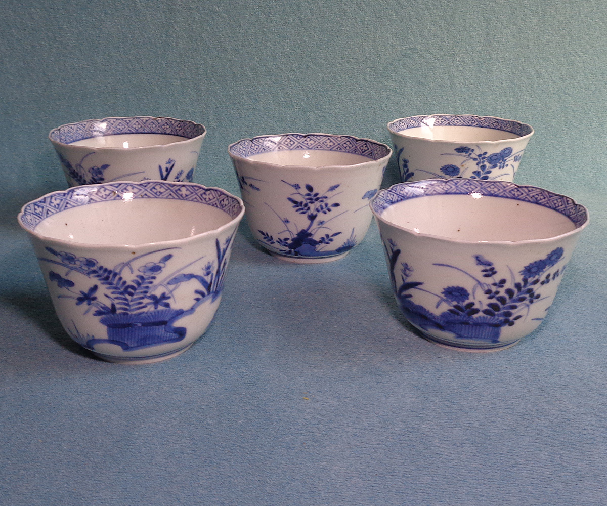 古伊万里 富貴長春 花鳥文様 そば猪口 湯呑 小鉢 4つセット HS】01【古伊万里 染付 向付 小鉢 輪花鉢 花紋 蕎麦猪口 湯呑 向付 5客