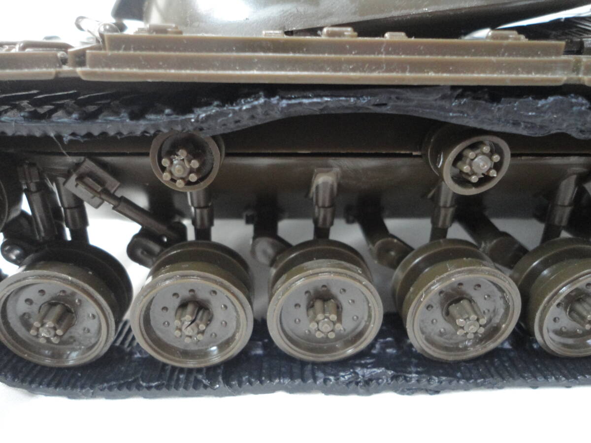 タミヤ　1/35戦車シリーズ6 アメリカM48A2パットン戦車　シングル　モーターライズ 組立済_3