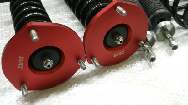 ノア ヴォクシー エスクァイア　ZRR80W ZRR80G ZWR80G ZWR80W　BLITZ DAMPER ZZ-R 　ブリッツ ダンパー ダブルゼットアール　車高調_2