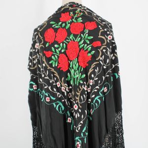 『送料無料』【美品 フラメンコ衣装】ブラック マントン シージョ 黒 薔薇 刺繍 花柄 ロ