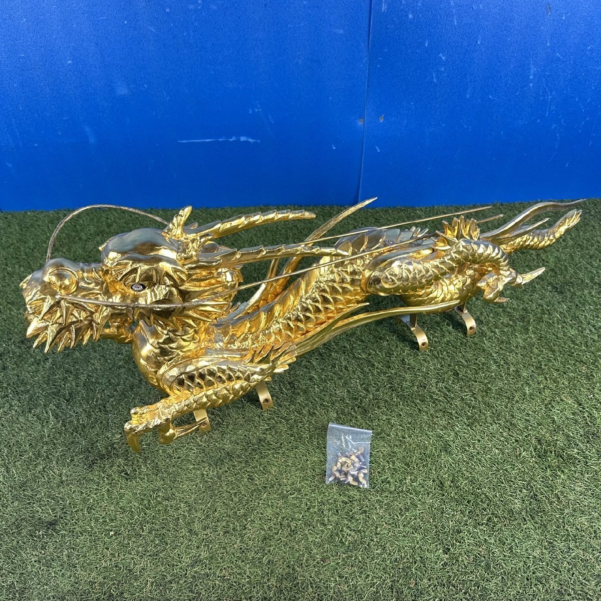25P03879B3n] 龍 オブジェ 置き物 金色/ゴールド 宮型霊柩車等に(和風