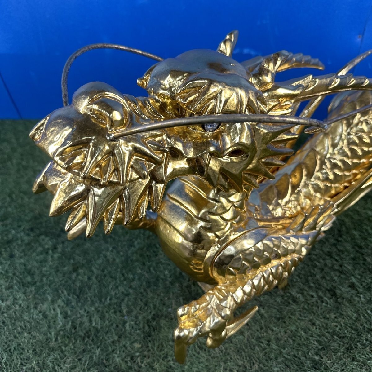 25P03879B3n] 龍 オブジェ 置き物 金色/ゴールド 宮型霊柩車等に(和風